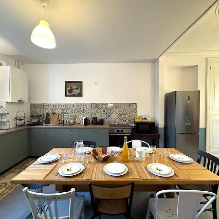 Maison De Maitre Avec 4 Suites Independantes - Centre Livarot - Jardin