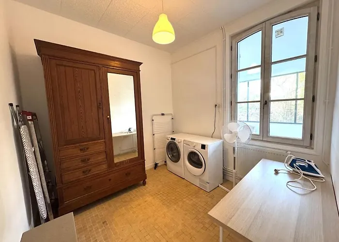 Maison De Maitre Avec 4 Suites Independantes - Centre Livarot - Jardin *