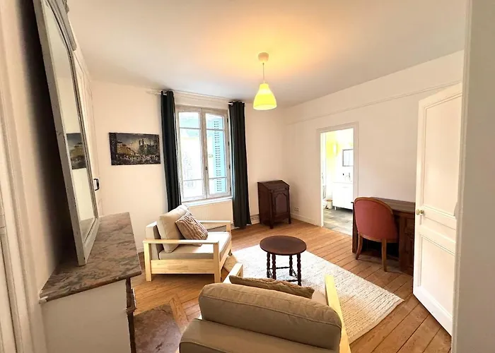 Maison De Maître Rénovée - Elégant - Confort - Centre De *