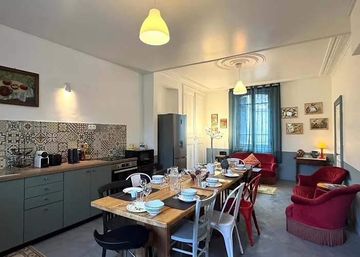 Maison De Maitre Avec 4 Independantes - Centre - Jardin Gasthuis Livarot-Pays-d'Auge